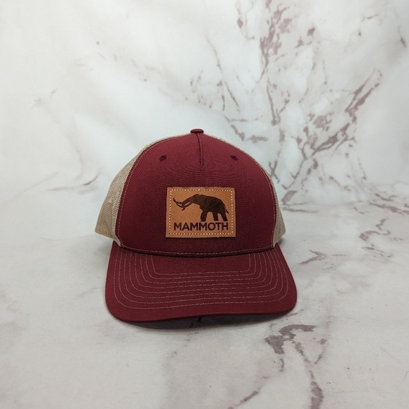 Richardson Hat Mammoth Dunes Trucker Sand Valley Resort Mens Snapback Cap Red - Picture 1 of 9